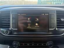 Vauxhall Vivaro Turbo D 2900 Dynamic 