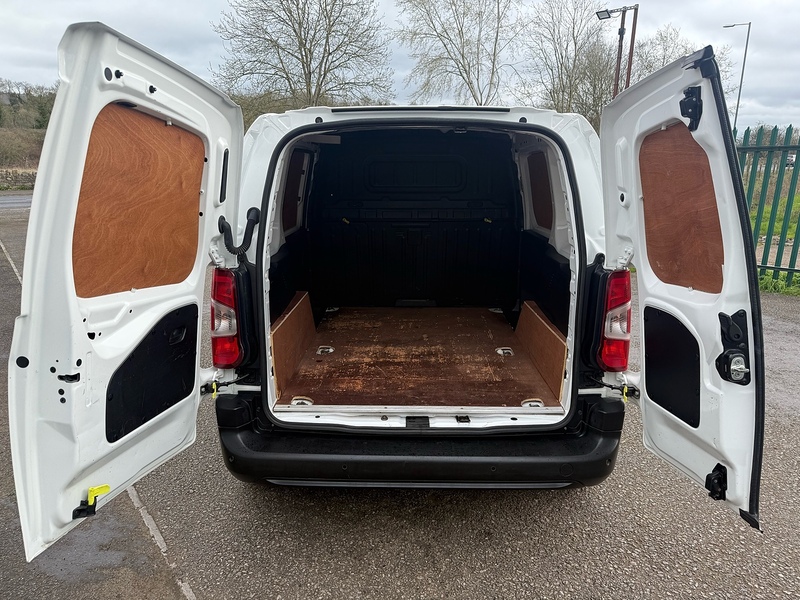 Citroen 1.5 BlueHDi 650 Enterprise M Pro Panel Van 5dr Diesel Manual SWB Euro 6 (75 ps)