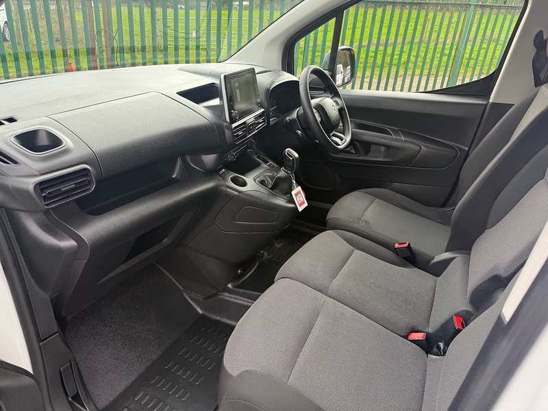 Citroen 1.5 BlueHDi 650 Enterprise M Pro Panel Van 5dr Diesel Manual SWB Euro 6 (75 ps)