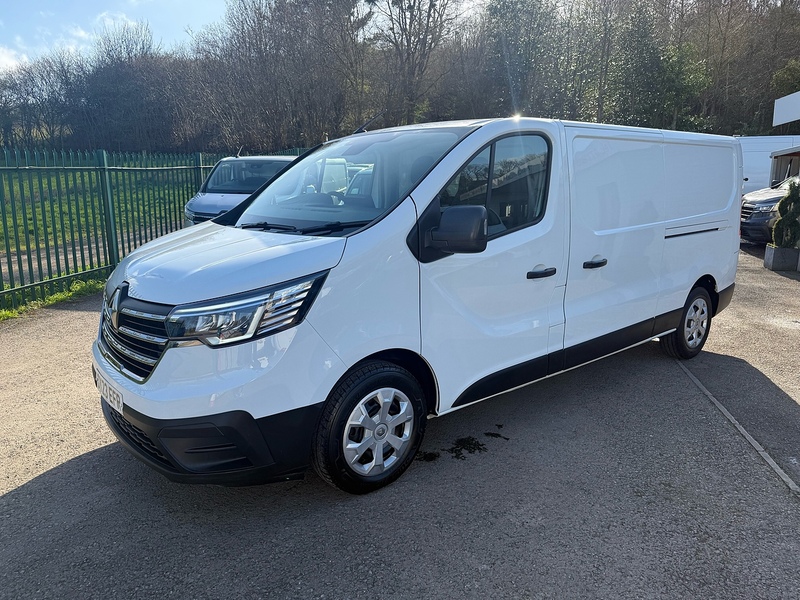 Renault dCi Blue LL30 Business+ Panel Van 2.0 Manual Diesel