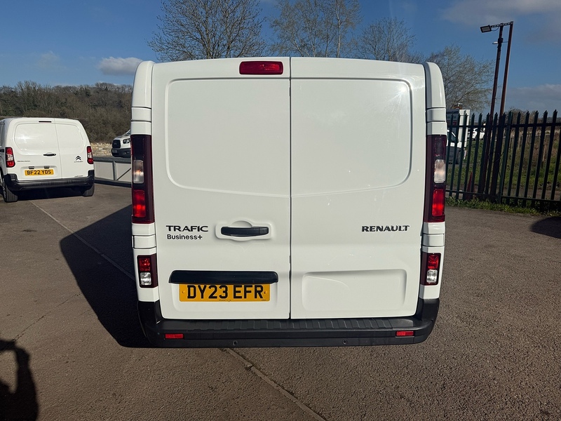 Renault dCi Blue LL30 Business+ Panel Van 2.0 Manual Diesel