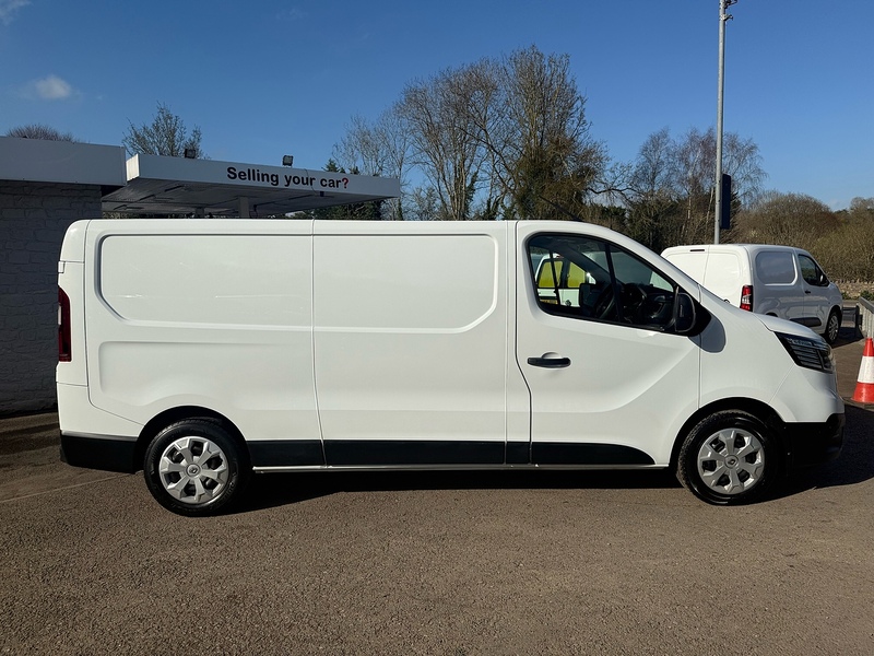 Renault dCi Blue LL30 Business+ Panel Van 2.0 Manual Diesel