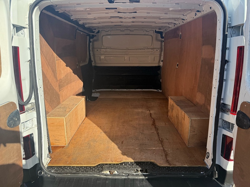 Renault dCi Blue LL30 Business+ Panel Van 2.0 Manual Diesel