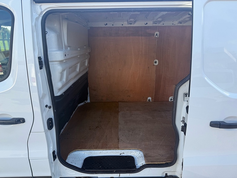 Renault dCi Blue LL30 Business+ Panel Van 2.0 Manual Diesel