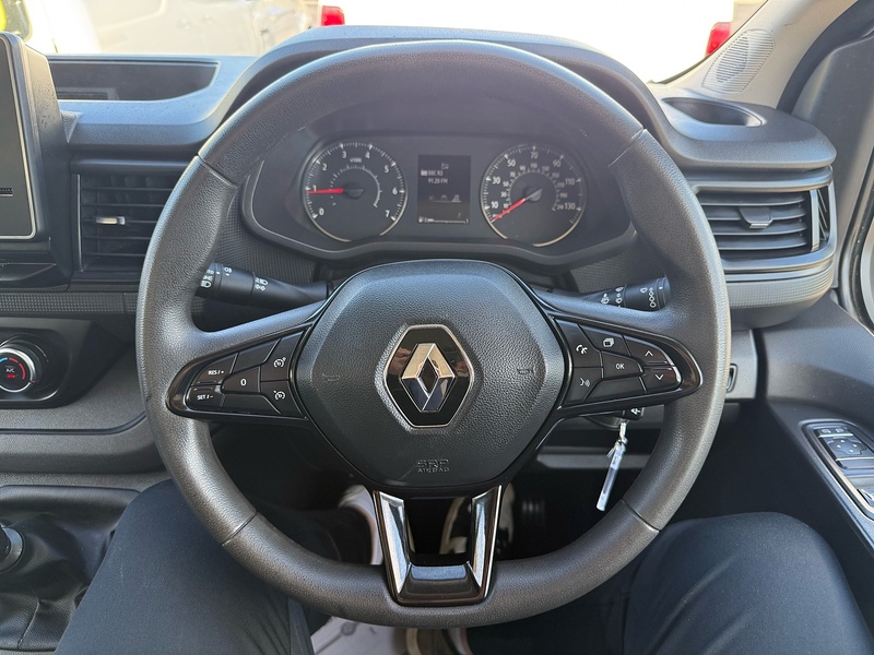 Renault dCi Blue LL30 Business+ Panel Van 2.0 Manual Diesel