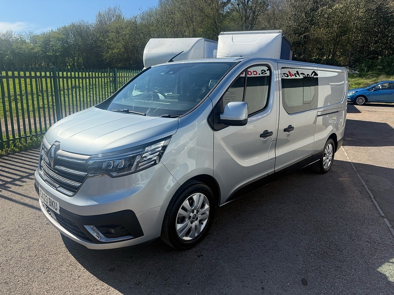 Renault dCi Blue LL30 Sport Combi Van 2.0 Manual Diesel