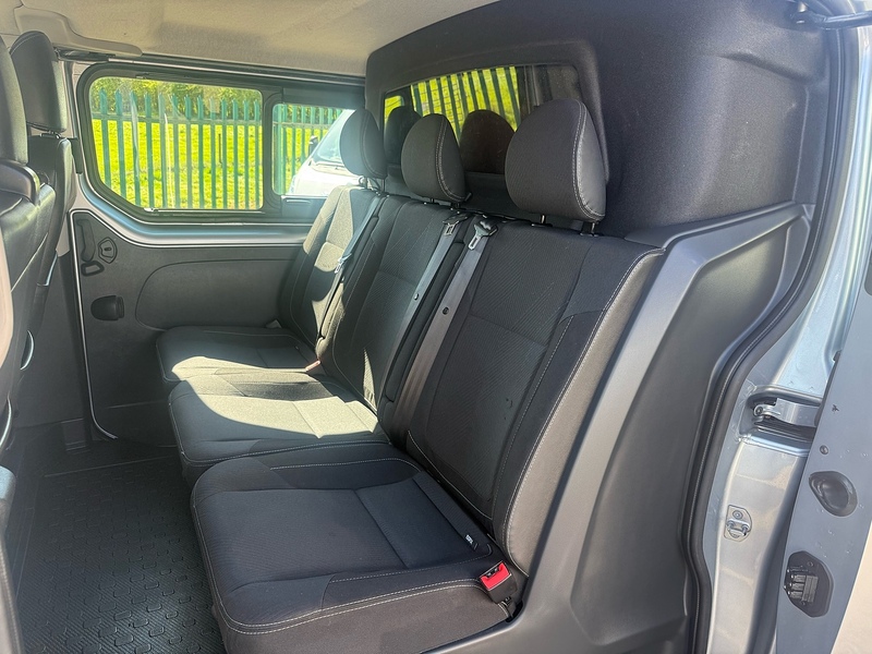 Renault dCi Blue LL30 Sport Combi Van 2.0 Manual Diesel