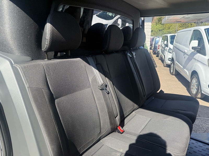Renault dCi Blue LL30 Sport Combi Van 2.0 Manual Diesel