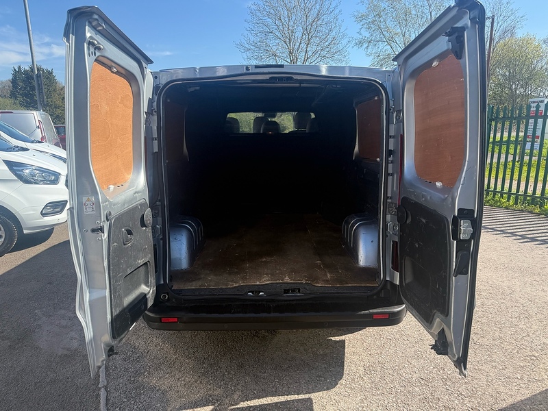 Renault dCi Blue LL30 Sport Combi Van 2.0 Manual Diesel