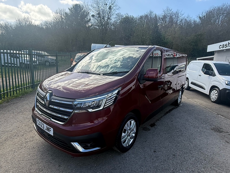 Renault dCi Blue LL30 Sport Combi Van 2.0 Manual Diesel