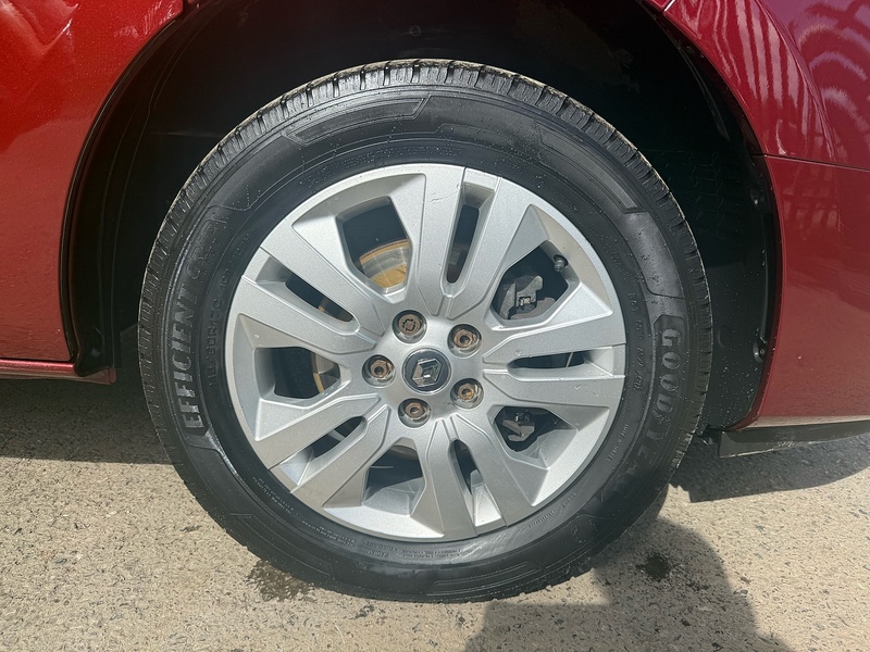 Renault dCi Blue LL30 Sport Combi Van 2.0 Manual Diesel