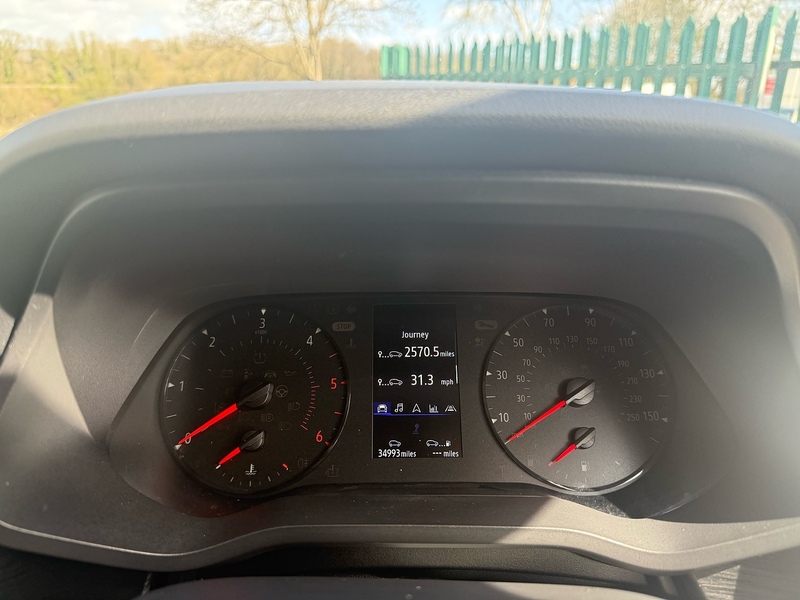 Renault dCi Blue LL30 Sport Combi Van 2.0 Manual Diesel