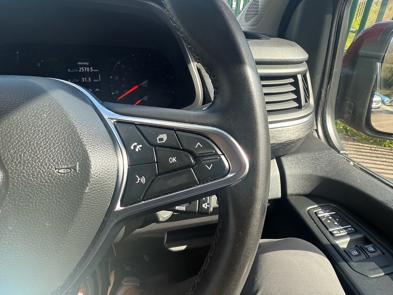 Renault dCi Blue LL30 Sport Combi Van 2.0 Manual Diesel