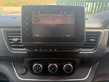 Renault Trafic dCi Blue LL30 Sport 