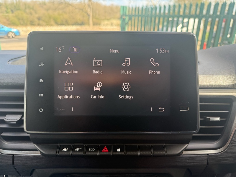 Renault dCi Blue LL30 Sport Combi Van 2.0 Manual Diesel