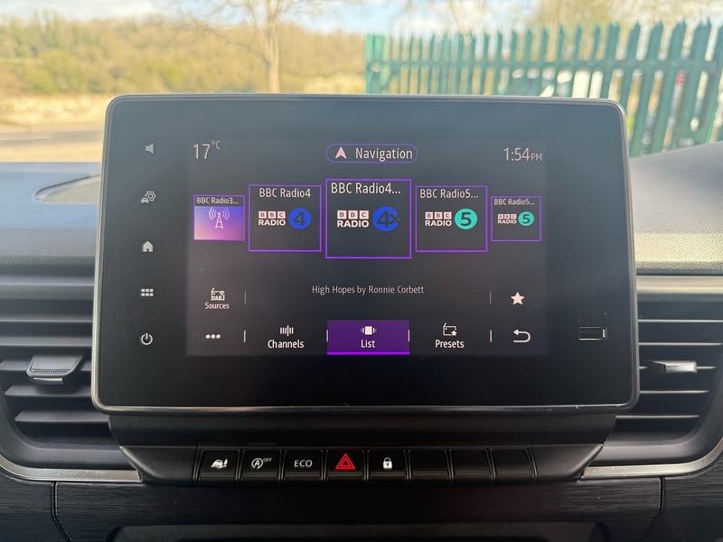 Renault dCi Blue LL30 Sport Combi Van 2.0 Manual Diesel