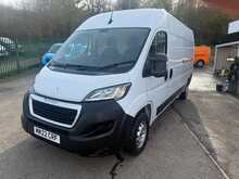 Peugeot Boxer BlueHDi 335 Professional 