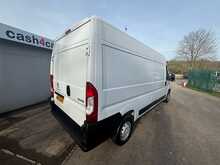 Peugeot Boxer BlueHDi 335 Professional 