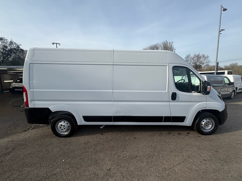 Peugeot 2.2 BlueHDi 335 Professional Panel Van 5dr Diesel Manual L3 H2 Euro 6 (s/s) (140 ps)
