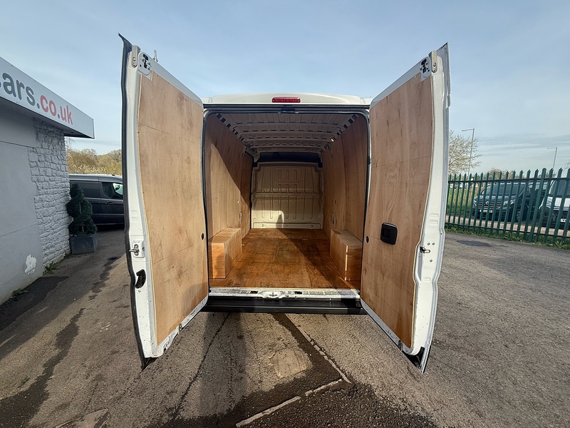 Peugeot 2.2 BlueHDi 335 Professional Panel Van 5dr Diesel Manual L3 H2 Euro 6 (s/s) (140 ps)