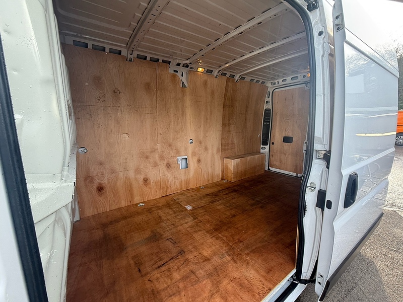 Peugeot 2.2 BlueHDi 335 Professional Panel Van 5dr Diesel Manual L3 H2 Euro 6 (s/s) (140 ps)