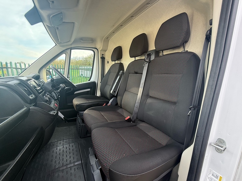 Peugeot 2.2 BlueHDi 335 Professional Panel Van 5dr Diesel Manual L3 H2 Euro 6 (s/s) (140 ps)