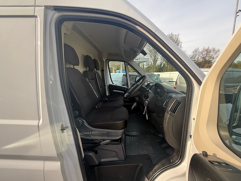Peugeot 2.2 BlueHDi 335 Professional Panel Van 5dr Diesel Manual L3 H2 Euro 6 (s/s) (140 ps)