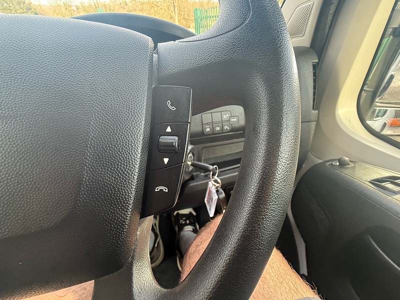 Peugeot 2.2 BlueHDi 335 Professional Panel Van 5dr Diesel Manual L3 H2 Euro 6 (s/s) (140 ps)