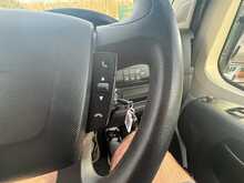 Peugeot Boxer BlueHDi 335 Professional 