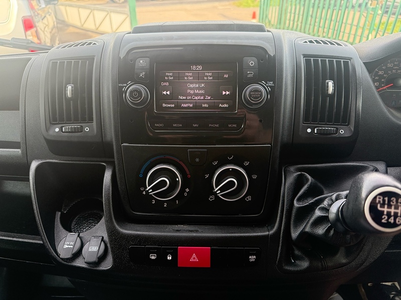 Peugeot 2.2 BlueHDi 335 Professional Panel Van 5dr Diesel Manual L3 H2 Euro 6 (s/s) (140 ps)
