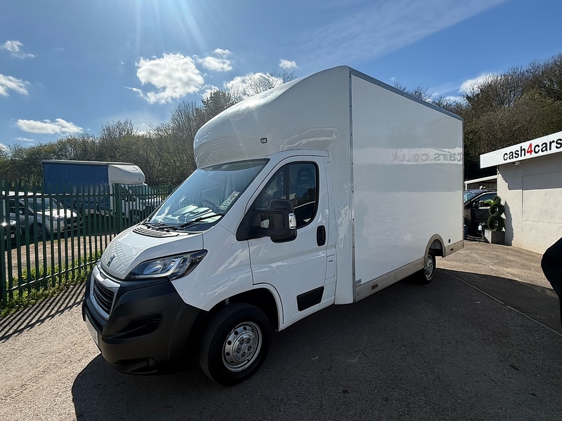 Peugeot 2.2 BlueHDi 335 Luton 4dr Diesel Manual L3 Euro 6 (s/s) (165 ps)