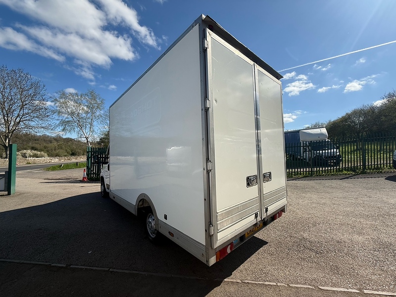 Peugeot 2.2 BlueHDi 335 Luton 4dr Diesel Manual L3 Euro 6 (s/s) (165 ps)