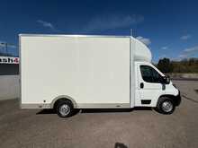 Peugeot Boxer luton 