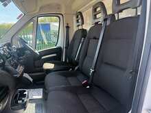 Peugeot Boxer luton 