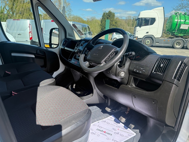 Peugeot 2.2 BlueHDi 335 Luton 4dr Diesel Manual L3 Euro 6 (s/s) (165 ps)