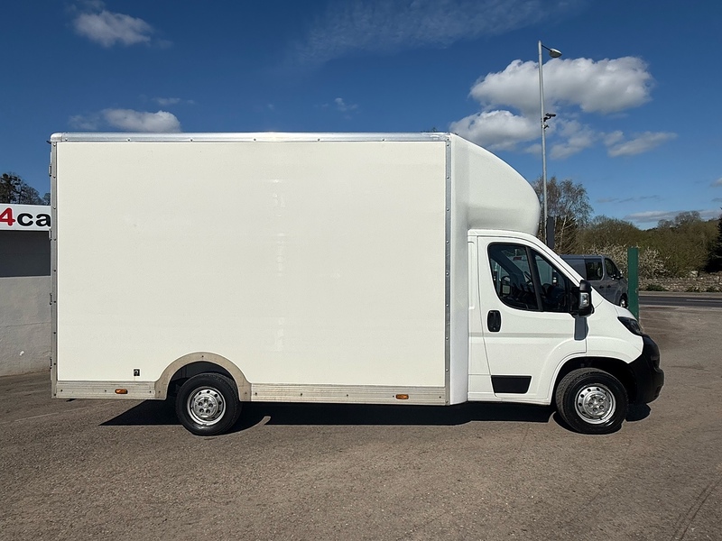 Peugeot 2.2 BlueHDi 335 Luton 4dr Diesel Manual L3 Euro 6 (s/s) (165 ps)