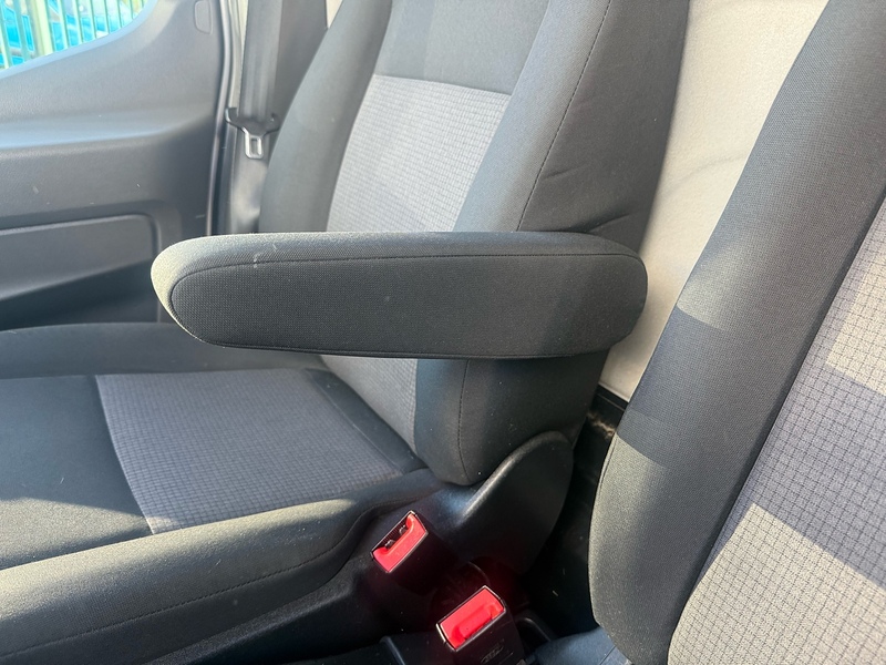 Ford 2.0 290 EcoBlue Leader Panel Van 5dr Diesel Manual FWD L2 H2 Euro 6 (s/s) (105 ps)