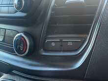 Ford Transit 290 EcoBlue Leader 
