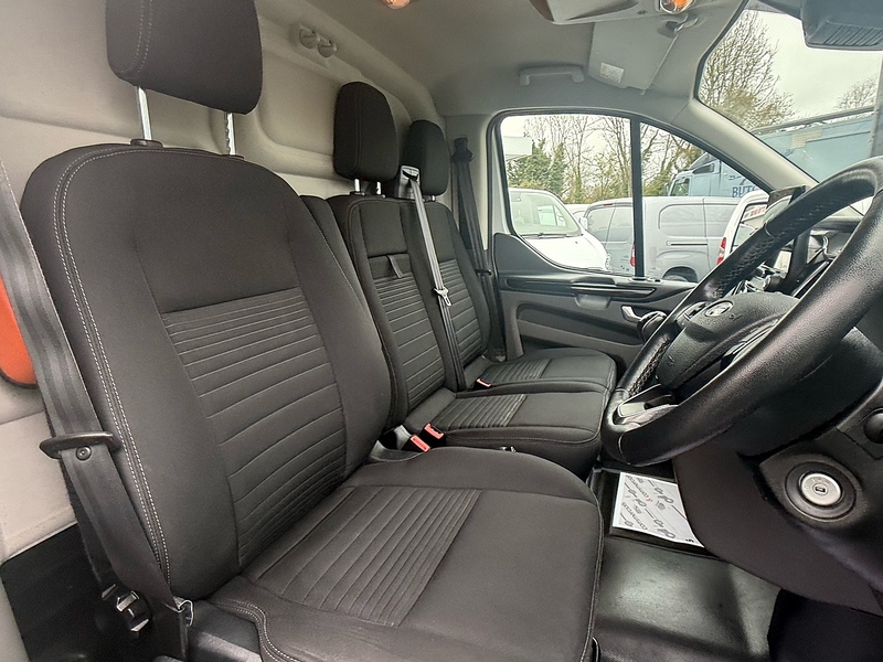Ford 2.0 280 EcoBlue Limited Panel Van 5dr Diesel Manual L1 H1 Euro 6 (s/s) (130 ps)