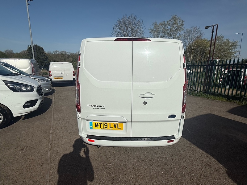 Ford 300 EcoBlue Limited Panel Van 2.0 Manual Diesel