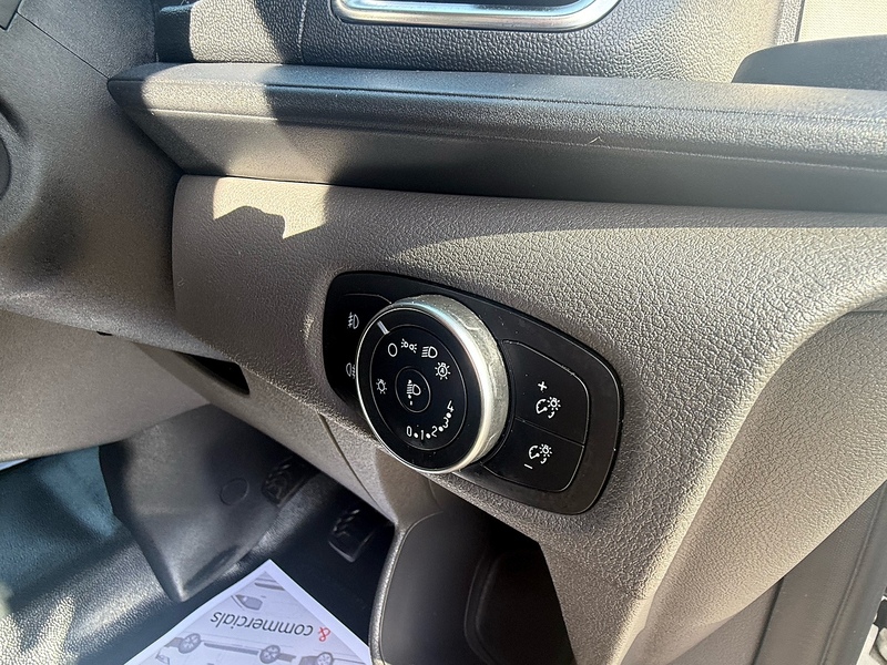 Ford 300 EcoBlue Limited Panel Van 2.0 Manual Diesel