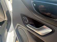 Ford Transit Custom 300 EcoBlue Limited 