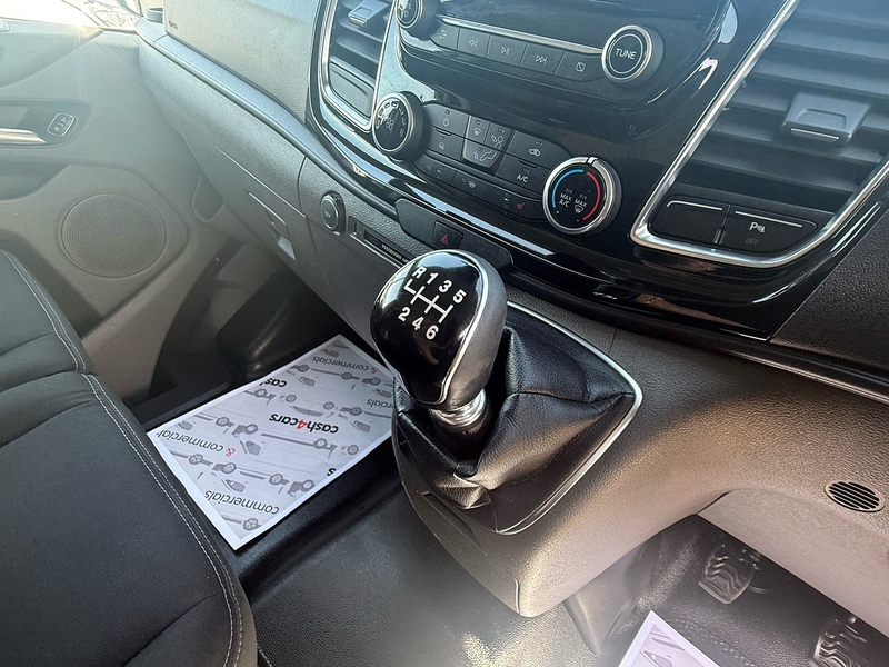 Ford 300 EcoBlue Limited Panel Van 2.0 Manual Diesel