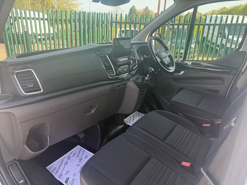 Ford 300 EcoBlue Limited Panel Van 2.0 Manual Diesel