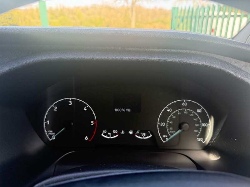 Ford 300 EcoBlue Limited Panel Van 2.0 Manual Diesel