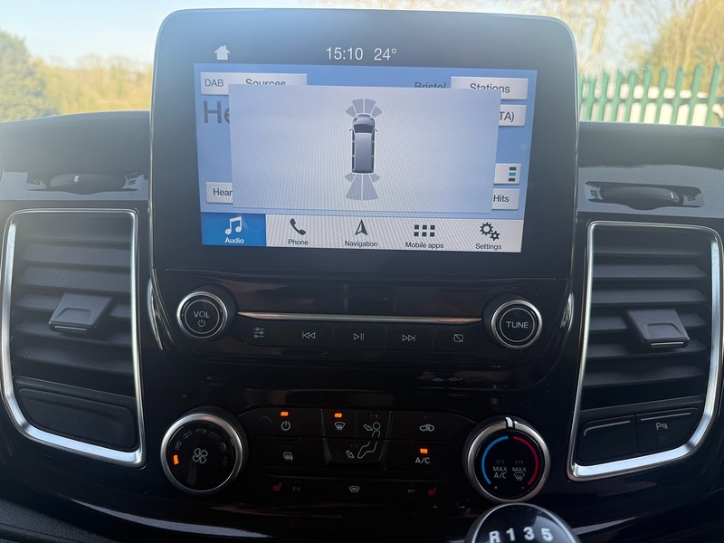 Ford 300 EcoBlue Limited Panel Van 2.0 Manual Diesel