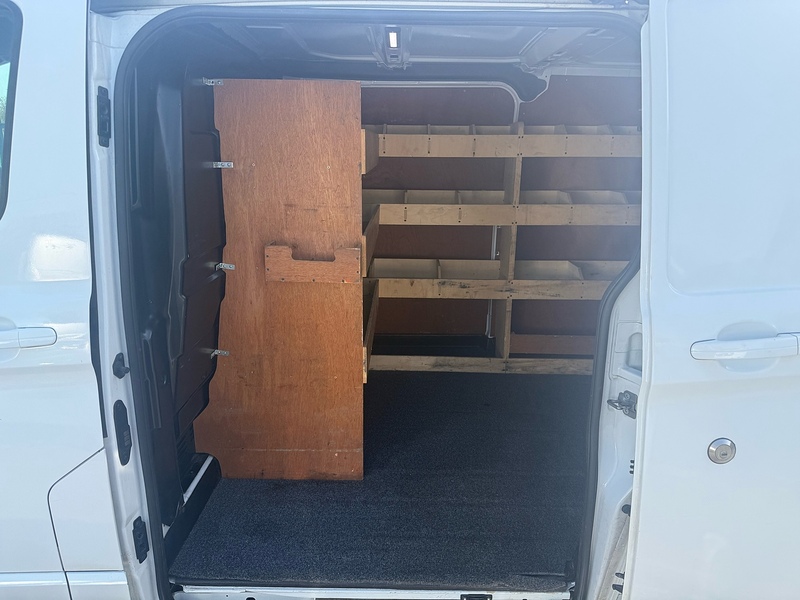 Ford 300 EcoBlue Limited Panel Van 2.0 Manual Diesel