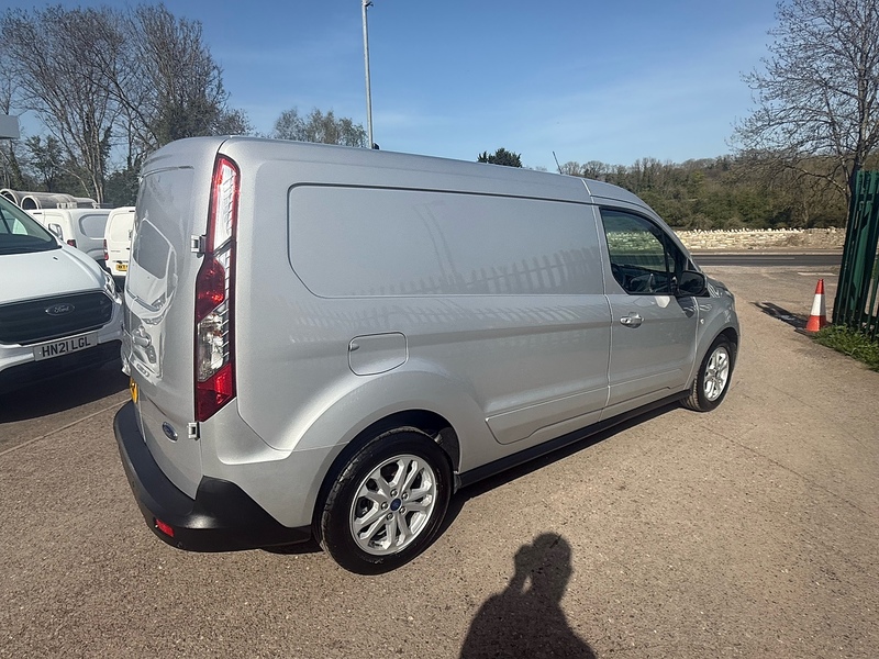 Ford No Standard Specification or Optional Extras.