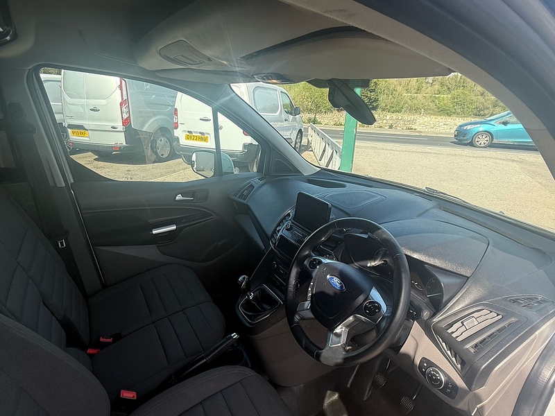 Ford No Standard Specification or Optional Extras.