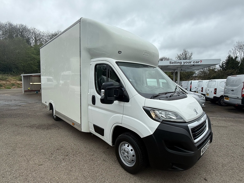 2.0 BlueHDi 335 Built for Business Luton 3dr Diesel Manual L3 Euro 6 (160 ps)